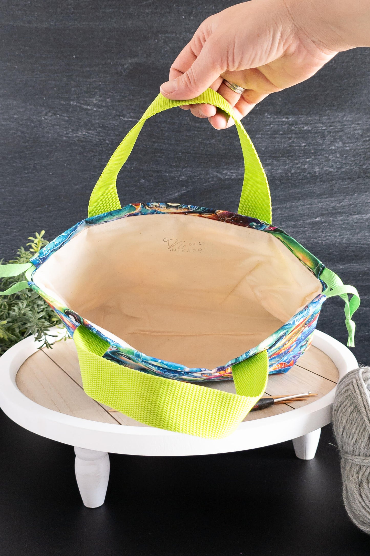 Offene Field Bag mit Einblick in das Innenfutter aus Volumenvlies