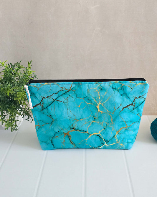 Stricktasche Knit’n Keep mit Reißverschluss und Nadelgarage