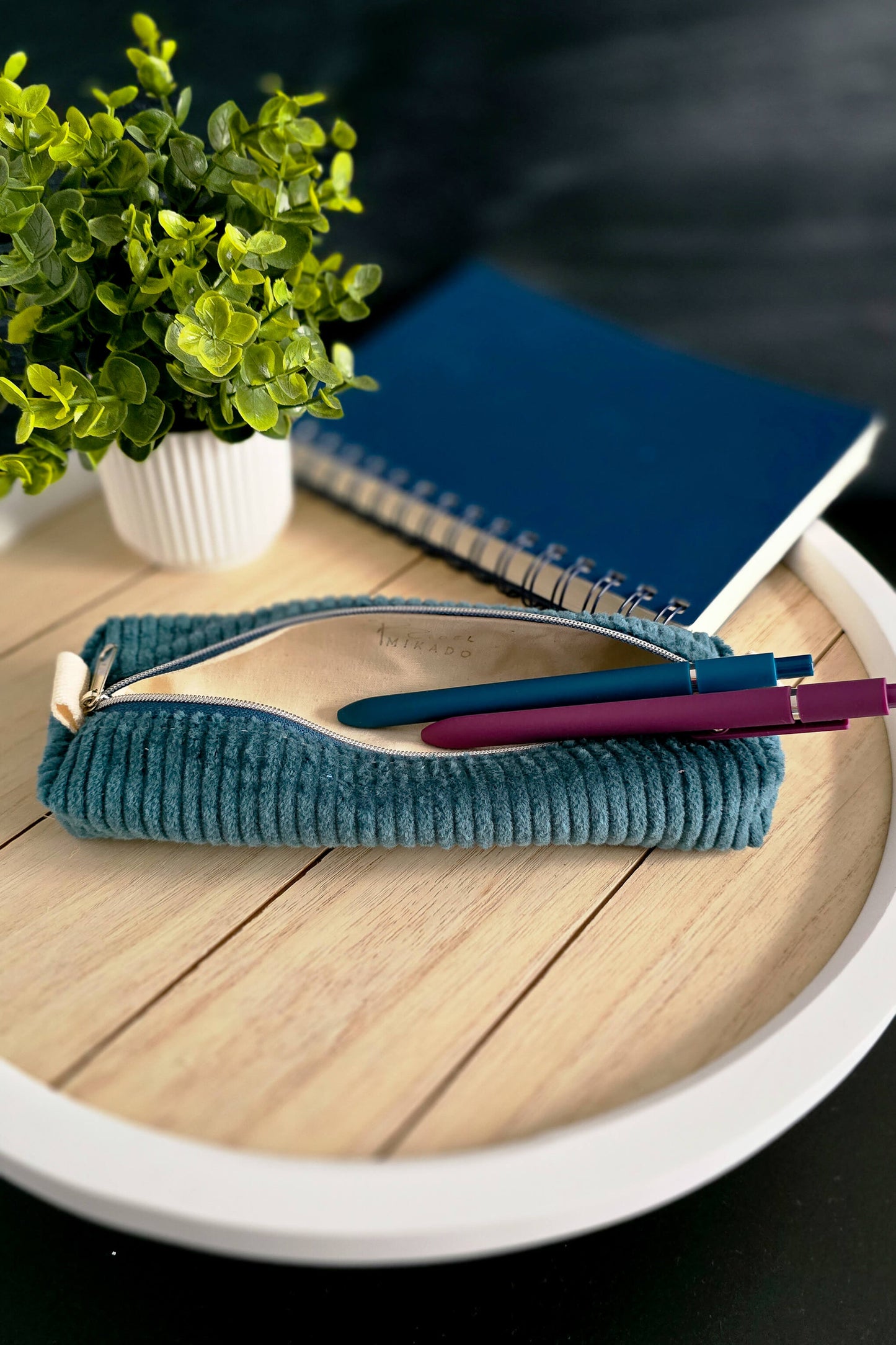 Handmade Stricknadeltasche in modernem Design – Teil der Niva Bags Kollektion