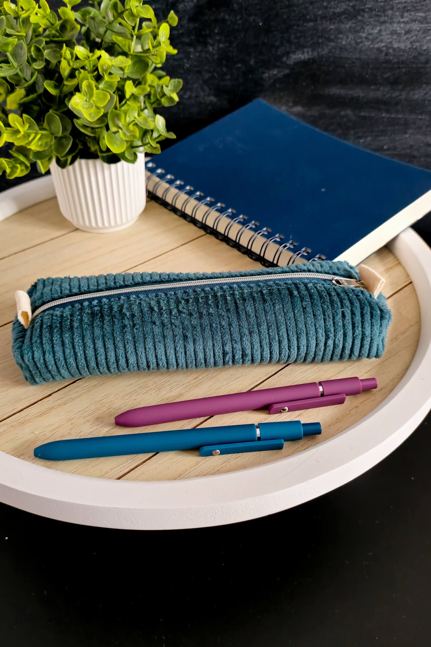 Stiftetasche für Schule, Büro oder DIY-Projekte – nachhaltig genäht aus Baumwollcord