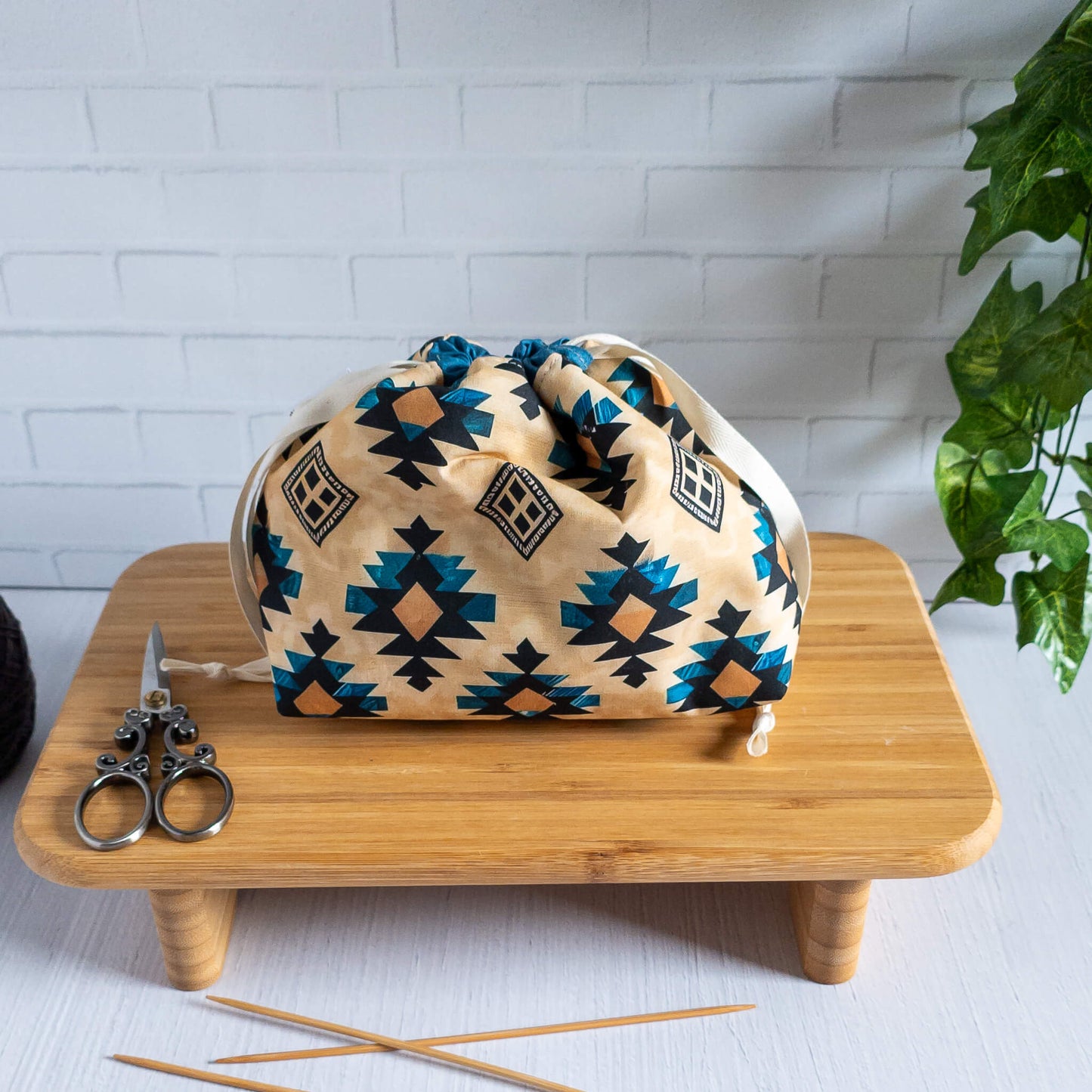 Projektbeutel für Stricken aus baumwollstoffen - handgenäht aus Bayern von Nadelmikado