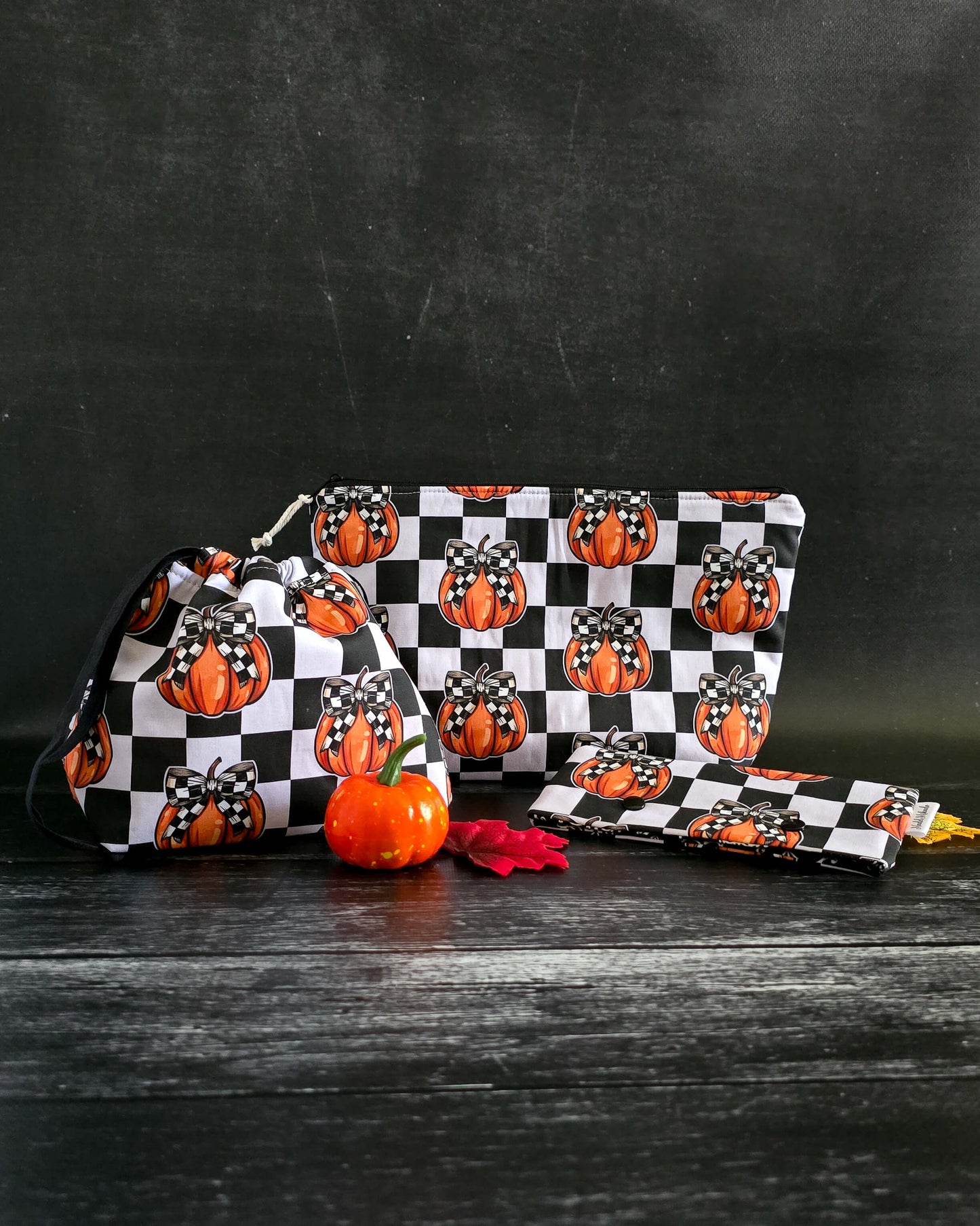 Halloween Projekttaschen – Kürbis & Schwarz-Weiß Karo