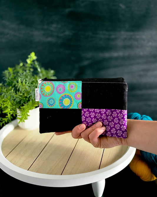 Zubehörtasche aus Patchworkstoff im modernen Design