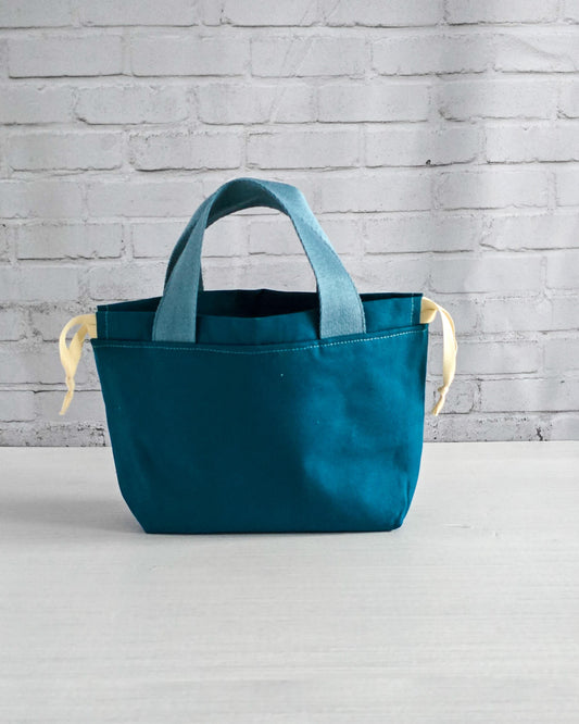 Canvas Projekttasche Alva S Teal handgenäht in Bayern von Nadelmikado