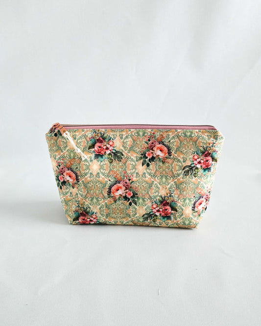 Projekttasche Isvind Bag Vintage Tea Roses – handgenäht in Bayern