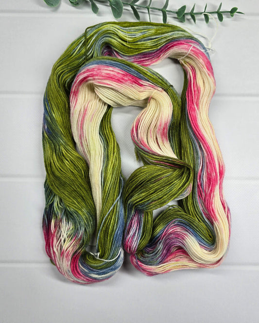 KnitPro Symfonie Terra Summer Romance Sockenwolle in Grün, Pink, Creme und Blaugrau