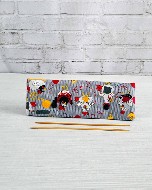 Nadelgarage 20 cm Strickhühner – für 20 cm Nadelspiele handgenäht in Bayern von Nadelmikado