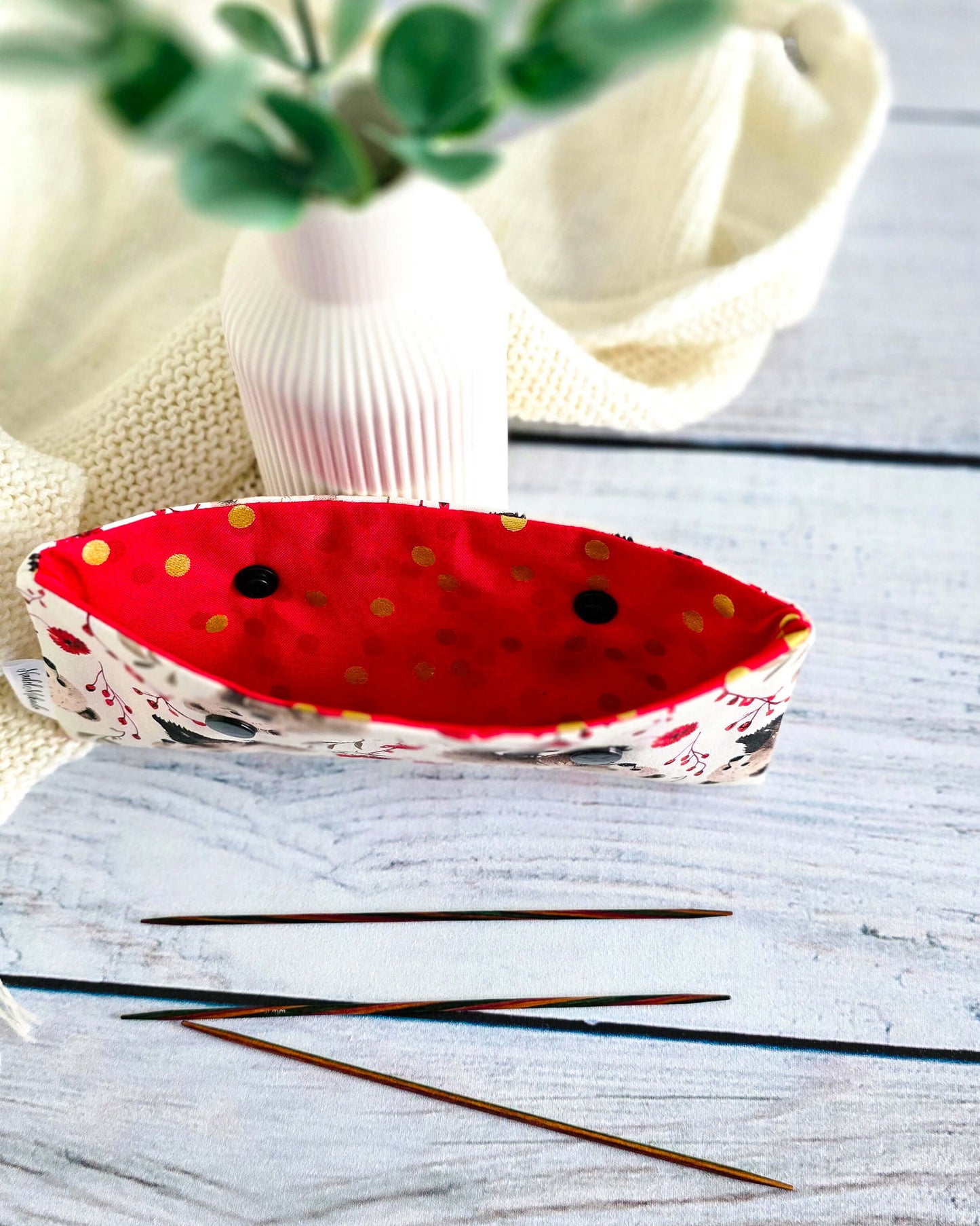 Nadelgarage Little Bears – Stricknadel-Aufbewahrung mit Bärendesign, handgenäht in Bayern von Nadelmikado