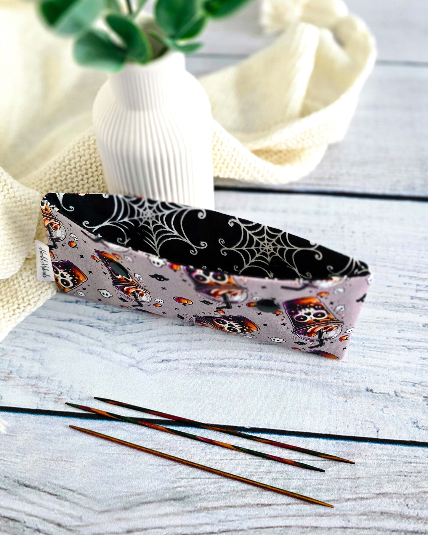 Nadelgarage im Halloween-Design für Stricknadeln, Handmade in Deutschland