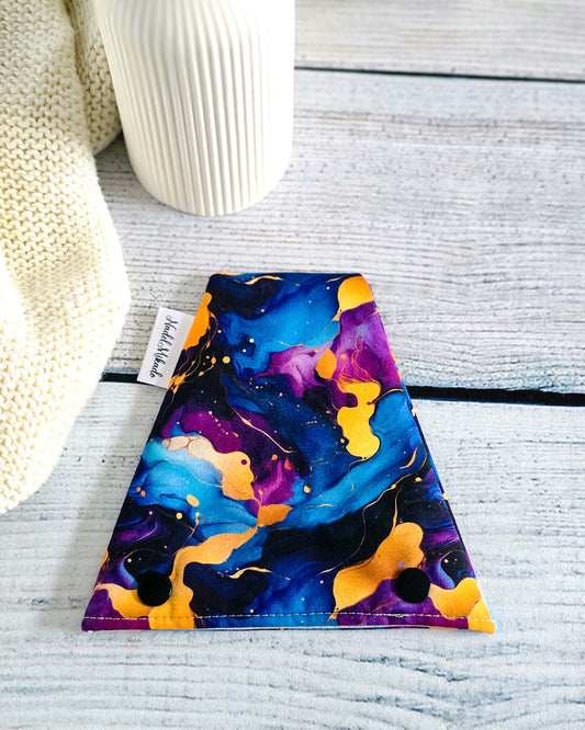 Nadelgarage Trio Aurora Dreams – Blau-Violett-Gold, handgenäht in Bayern von Nadelmikado