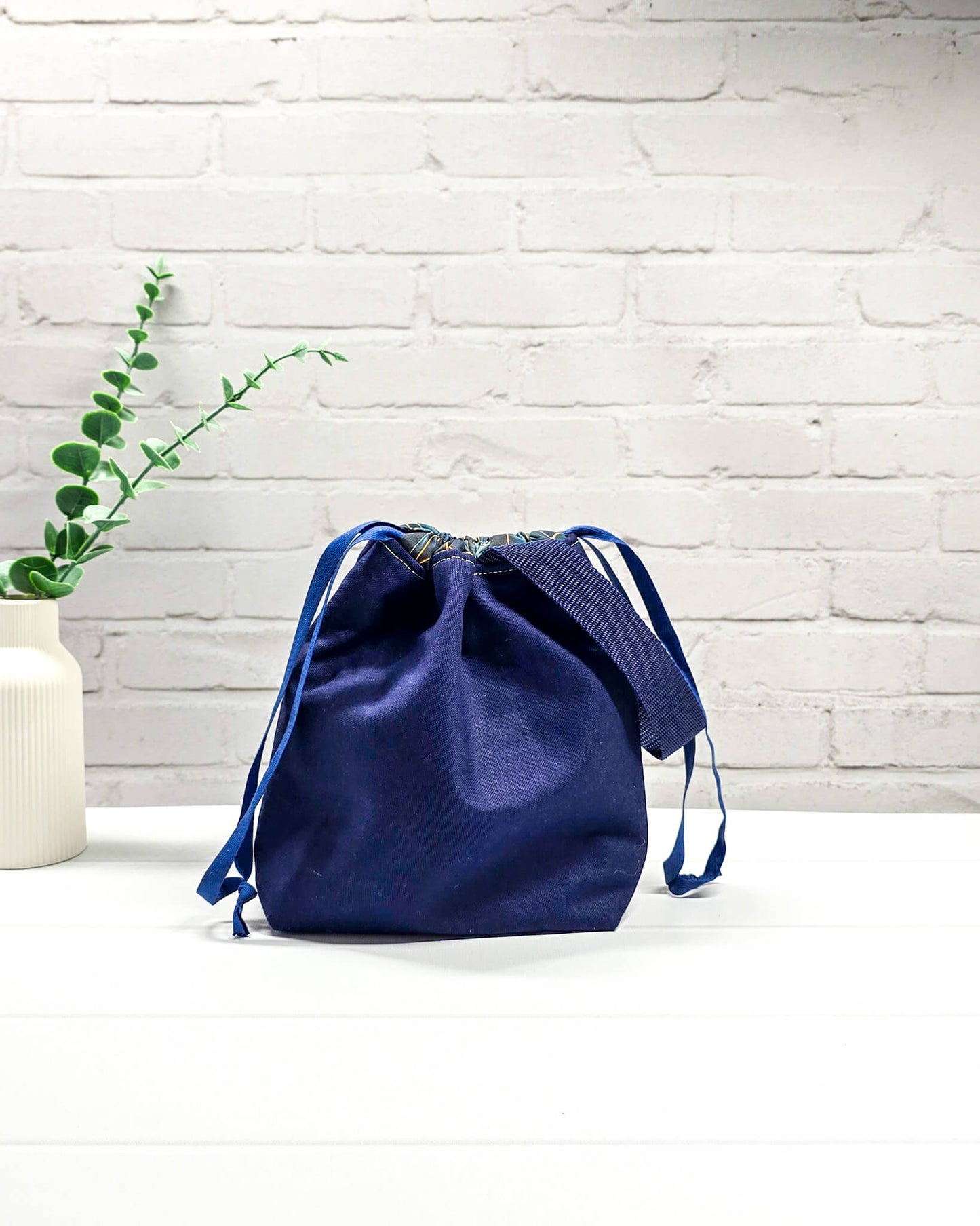 Canvas Projekttasche Tuva S Dunkelblau - handgenäht in Bayern von Nadelmikado