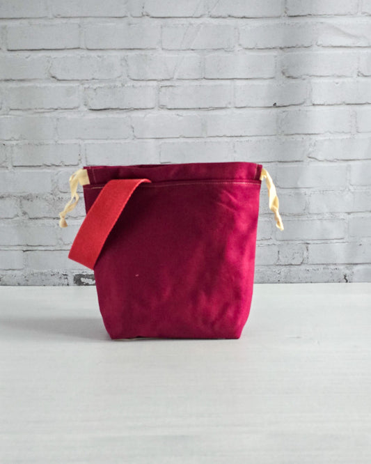 Canvas Projekttasche Tuva S Berry handgenäht in Bayern von Nadelmikado