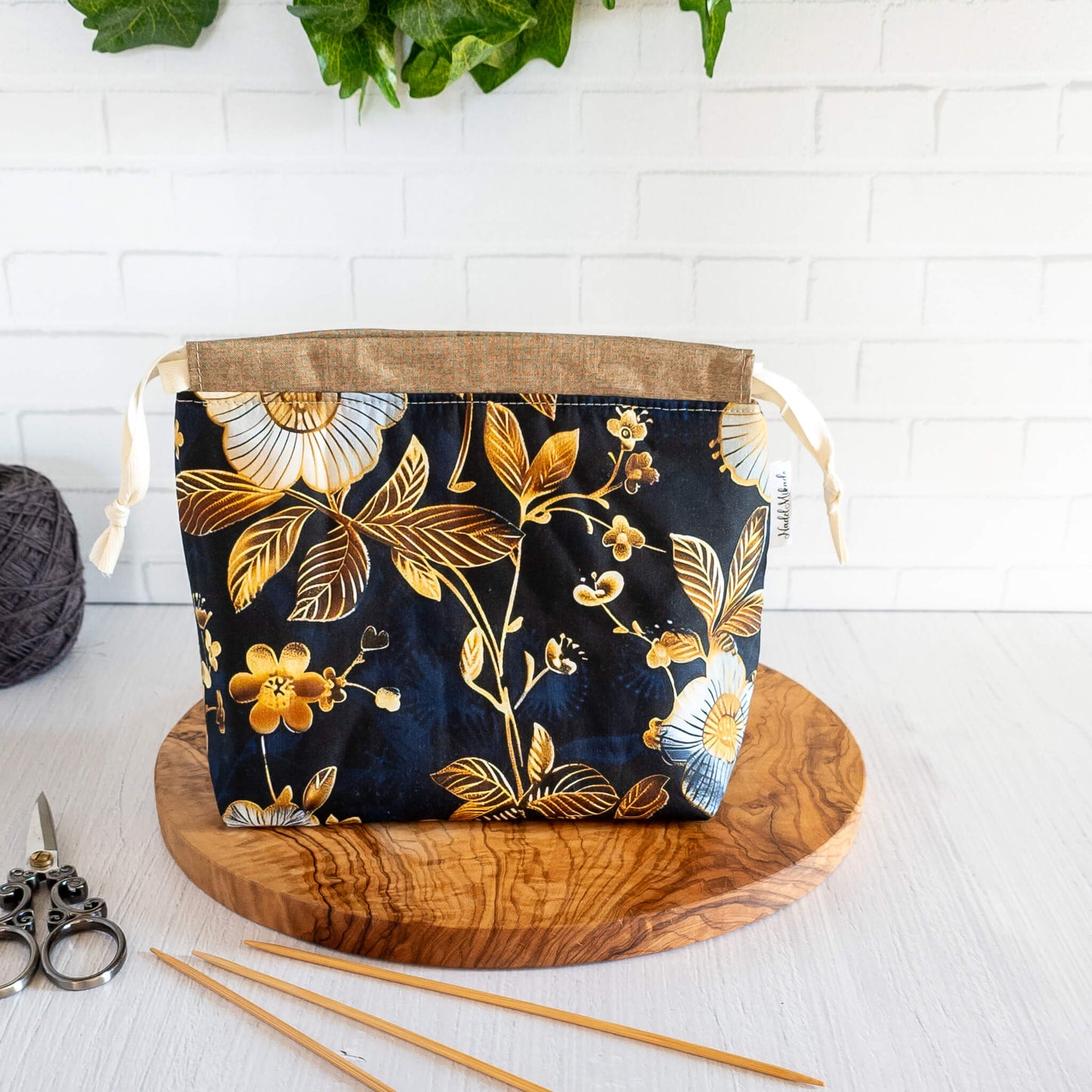 Projektbeutel Größe S | Kinchaku Beutel | Motiv: Goldene Blumen