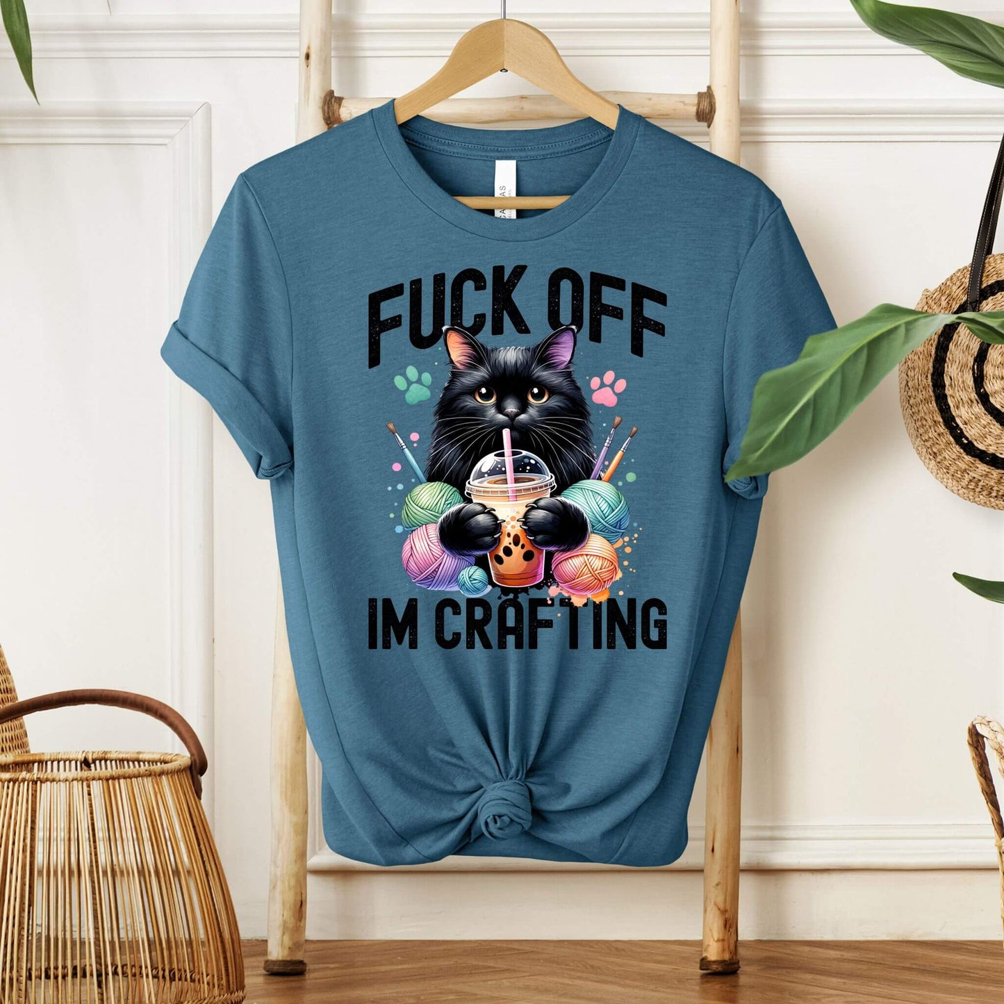 Fuck off  I m Crafting - Unisex T-Shirt