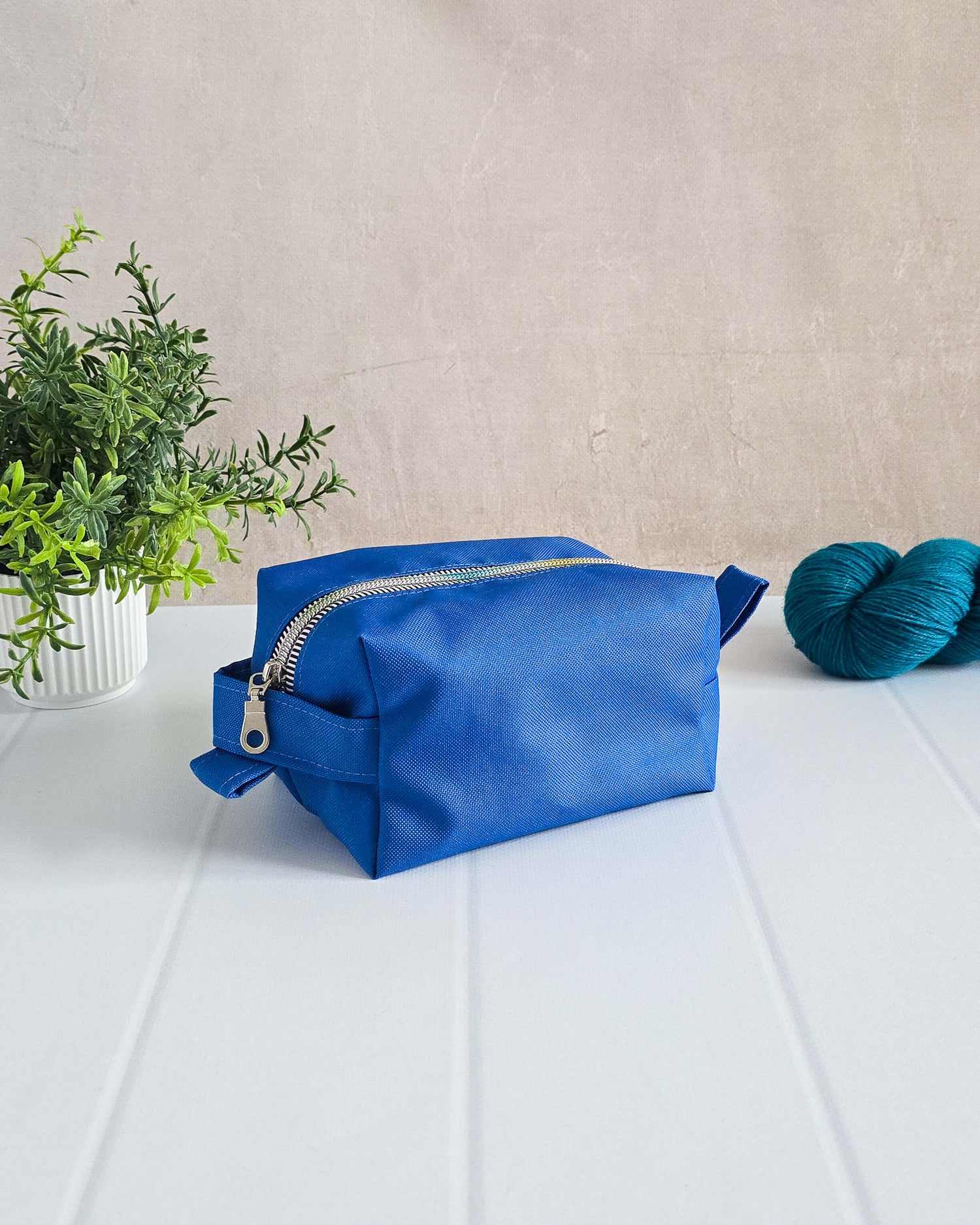 Kosmetiktasche aus Polyester in Blau mit Reißverschluss