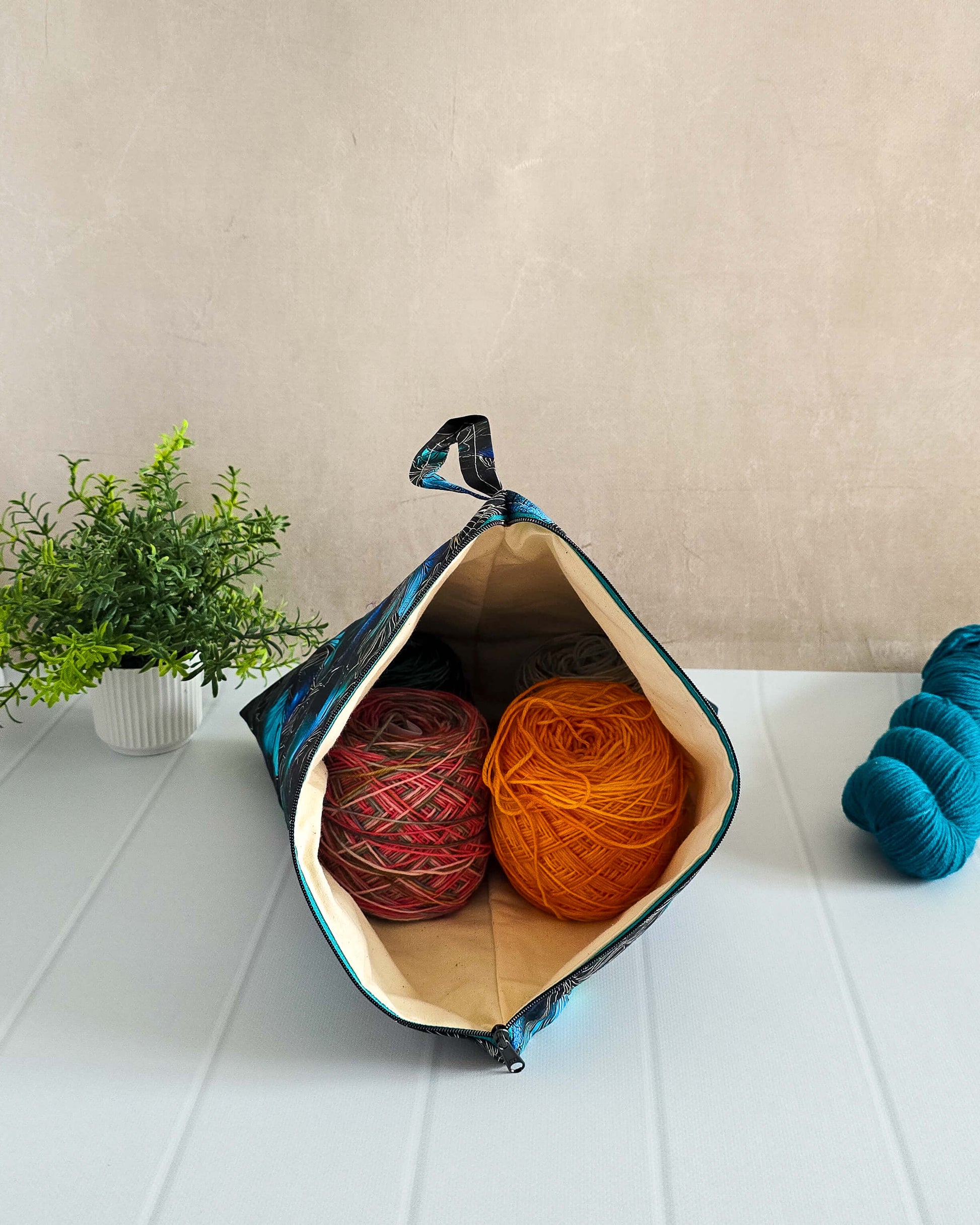Innenansicht der gefütterten Tasche mit Volumenvlies