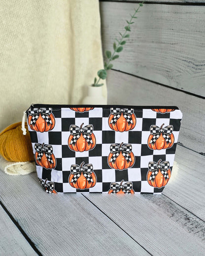 Knit’n Keep Projekttasche „Pumpkin Chic“ – Halloween Edition - Nadelmikado - handgenäht aus Bayern
