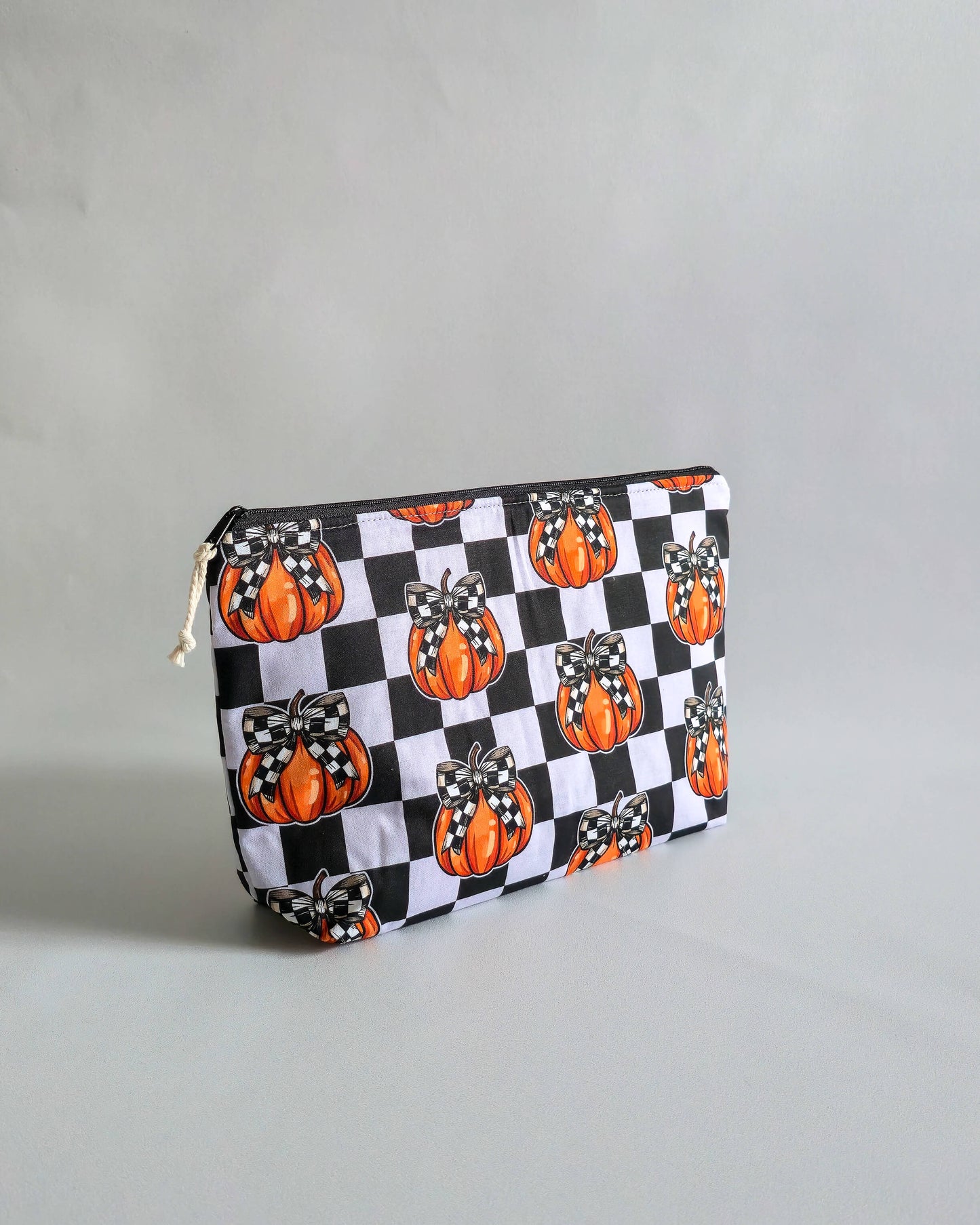 Knit’n Keep Projekttasche „Pumpkin Chic“ – Halloween Edition - Stricktasche mit integrierter Nadelgarage