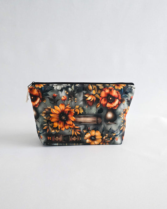 Projekttasche Herbst „Autumn Tales“ – Handmade Stricktasche mit Nadelgarage & Innentasche. Ideal zum Stricken, Häkeln & Aufbewahren von Garn.