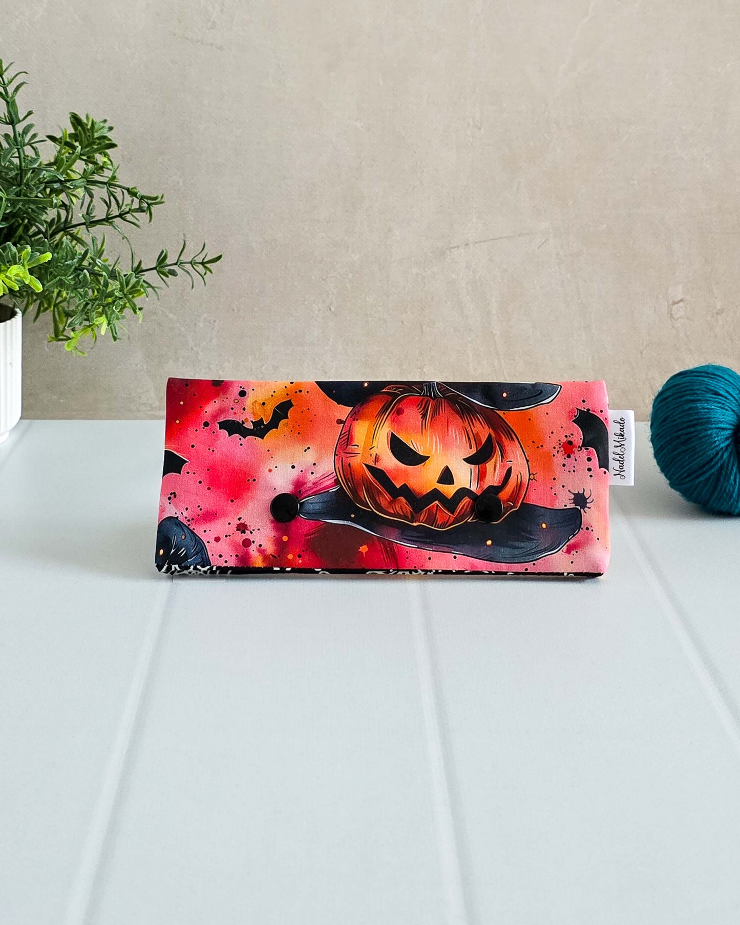 Projekttasche Pumpkin Witch – Kürbisgesichter mit Hexenhut & Fledermäusen
