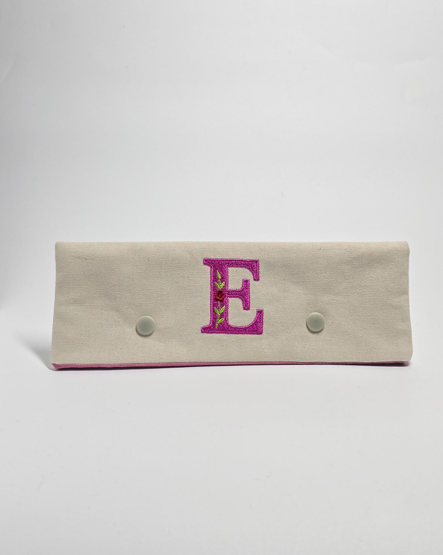 Nadelgarage Monogramm - Beere