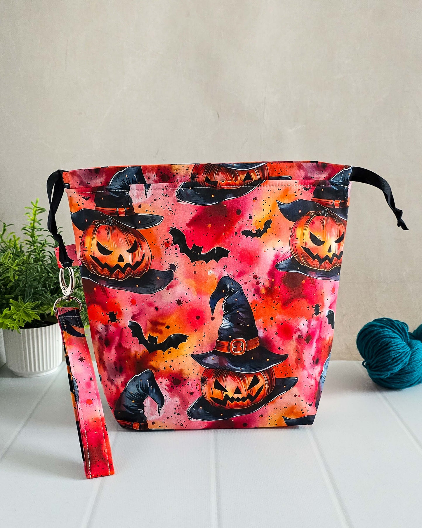 Projekttasche Pumpkin Witch – Kürbisgesichter mit Hexenhut & Fledermäusen