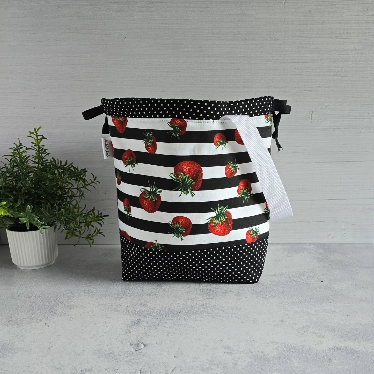 {{ Projekttasche Project bag for knitters Stricktasche Handarbeitstasche Strickprojekttasche knitting project bag}}