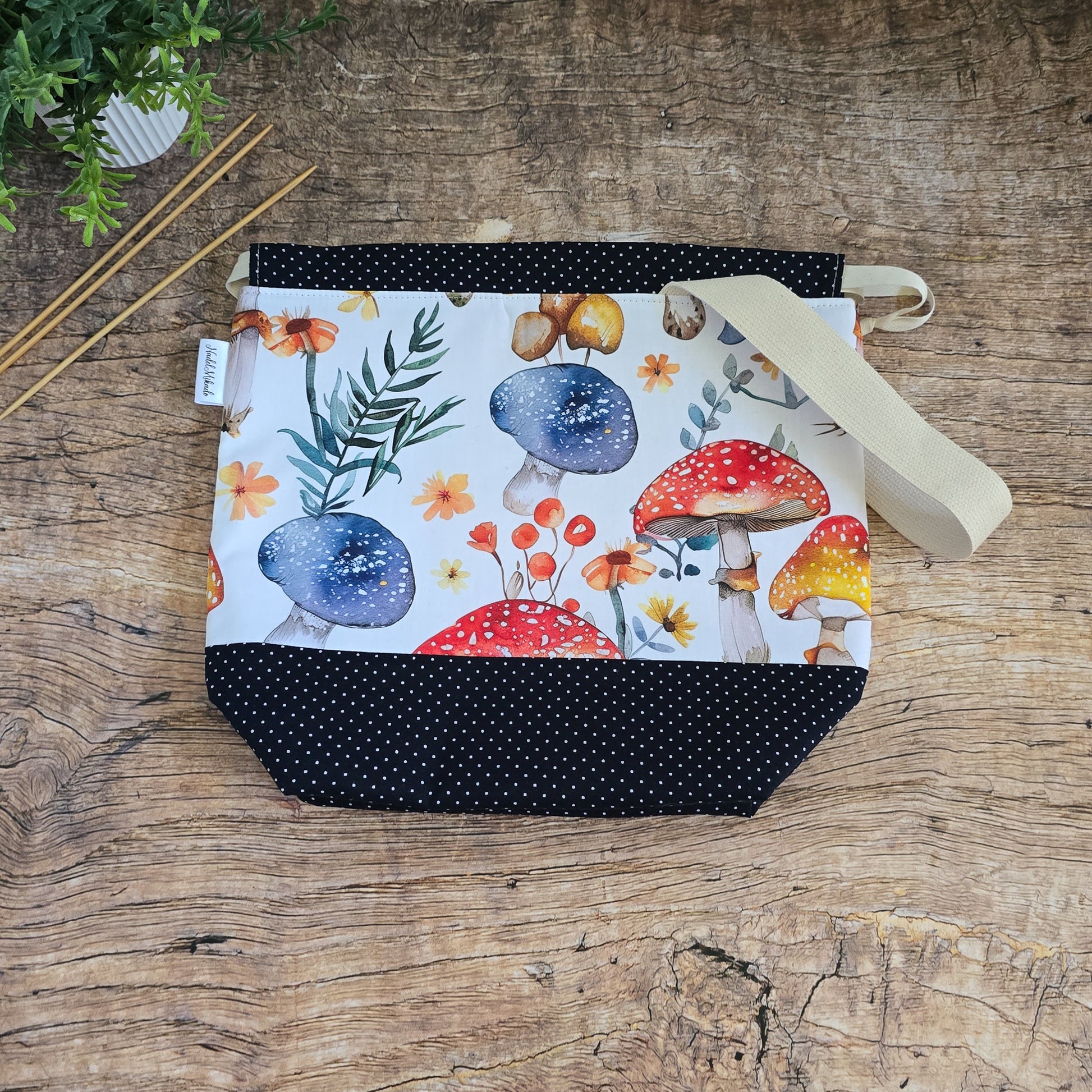 {{ Projekttasche Project bag for knitters Stricktasche Handarbeitstasche Strickprojekttasche knitting project bag}}