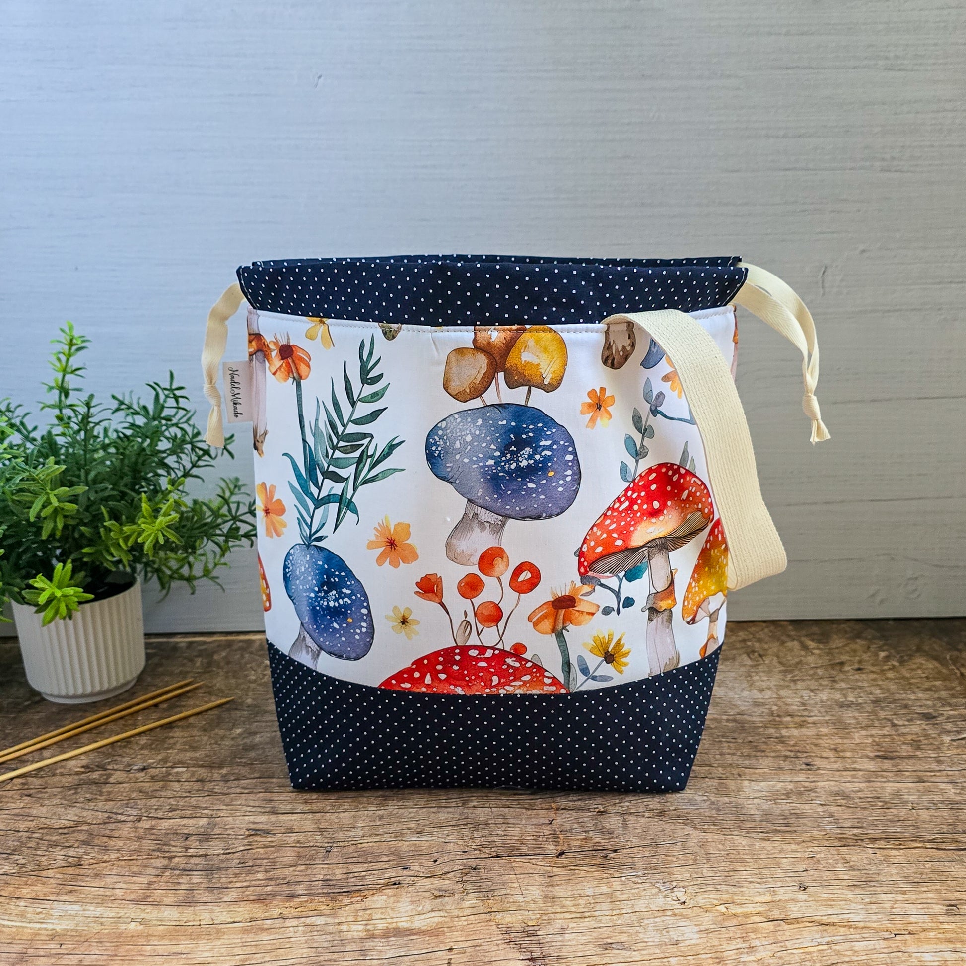 {{ Projekttasche Project bag for knitters Stricktasche Handarbeitstasche Strickprojekttasche knitting project bag}}