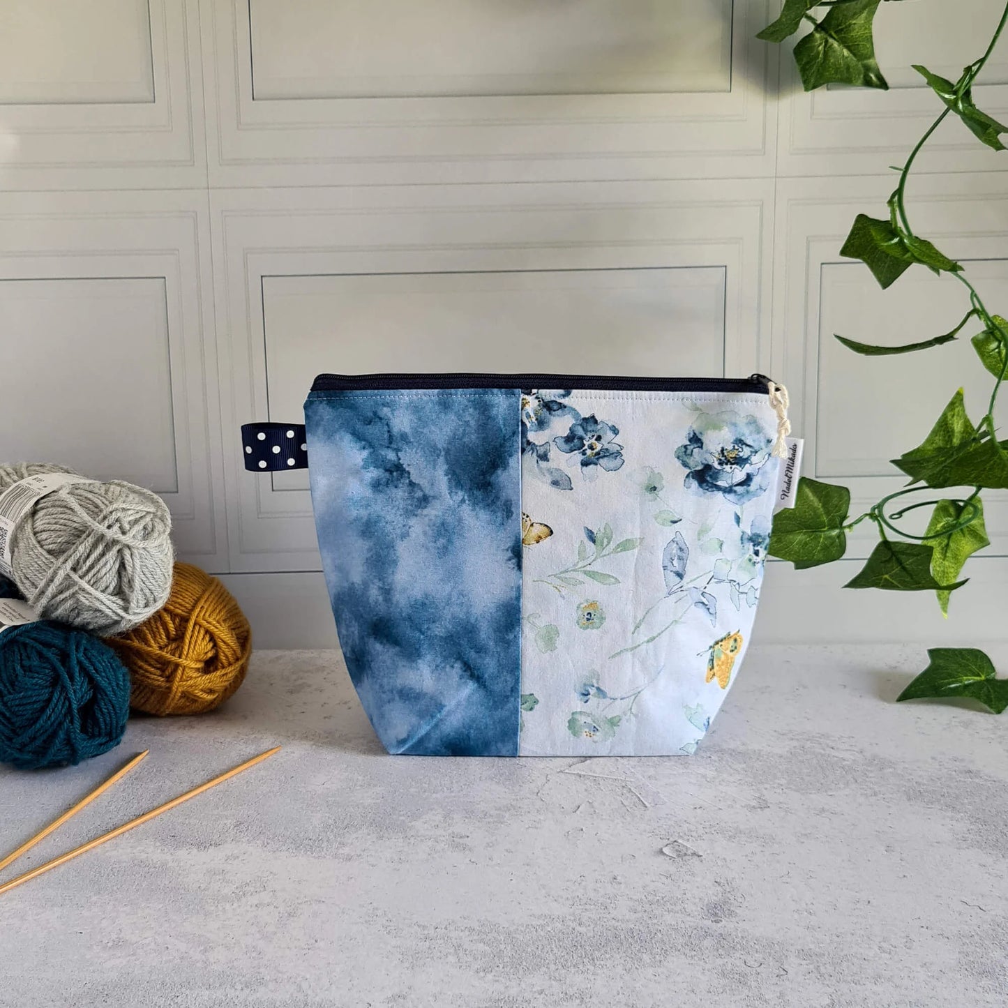 Projekttasche für Strickzeug "Blaue Blumen"