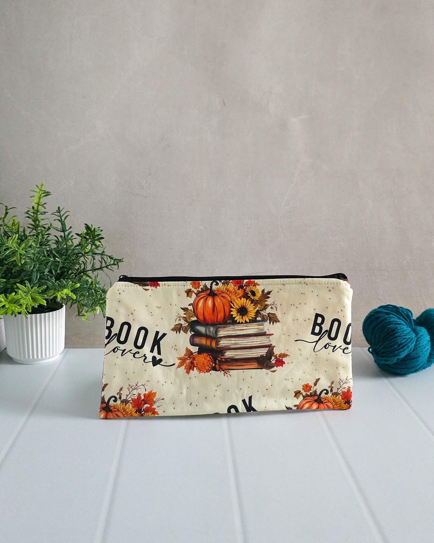 Projekttasche Book Lover – Bücher, Kürbisse & Sonnenblumen