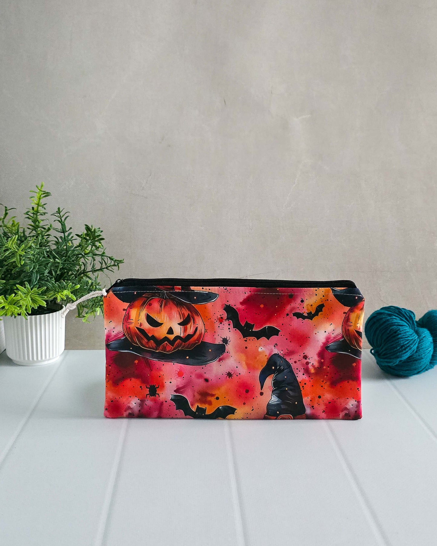 Projekttasche Pumpkin Witch – Kürbisgesichter mit Hexenhut & Fledermäusen