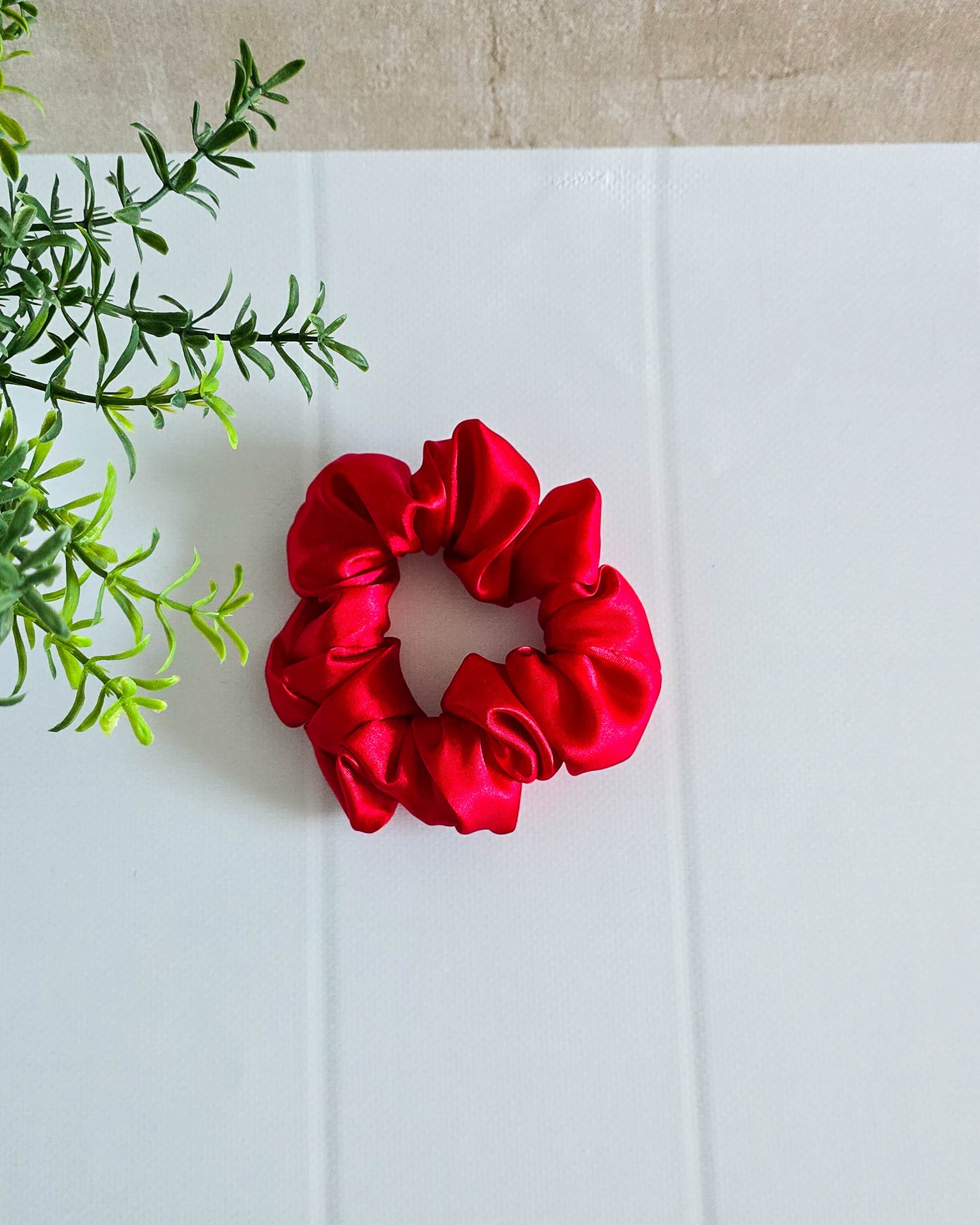 Scrunchie Satin Rot