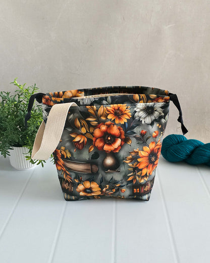 Projekttasche Autumn Bloom – Florales Muster in Herbstfarben