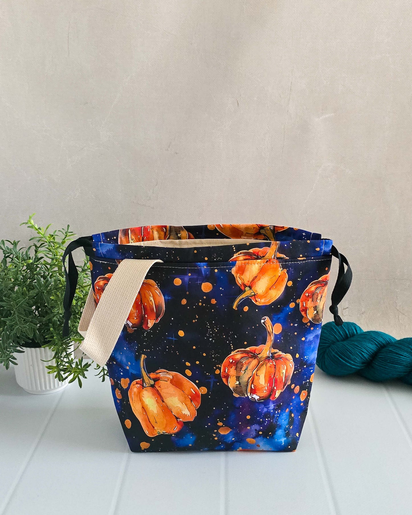 Projekttasche Cosmic Pumpkin – Kürbisse im Galaxie-Design