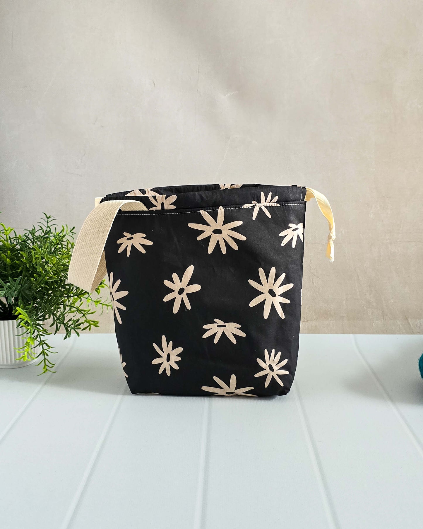 Tuva Bag – Daisy Noir