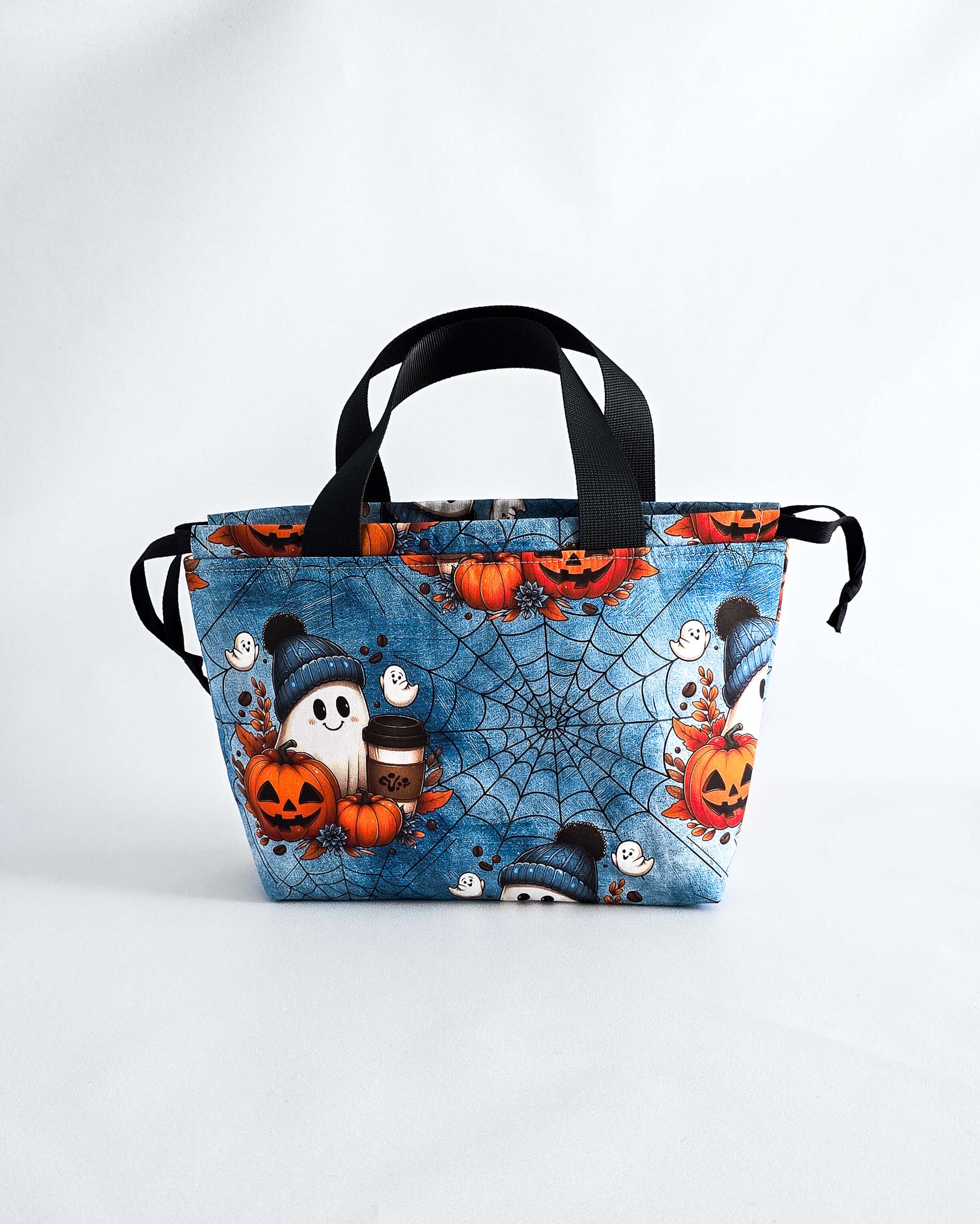 Alva Bag Ghost & Coffee, handgenähte Projekttasche mit Geistern, Kürbissen und Kaffeebechern, Nadelmikado - Bayern