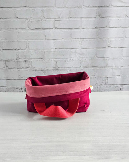 Projekttasche Alva S Canvas Beere - handgenäht in Bayern von Nadelmikado