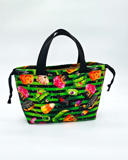 Alva Bag Sweet Spook – handgenähte Projekttasche für Strickprojekte, Halloween-Design, Nadelmikado Bayern