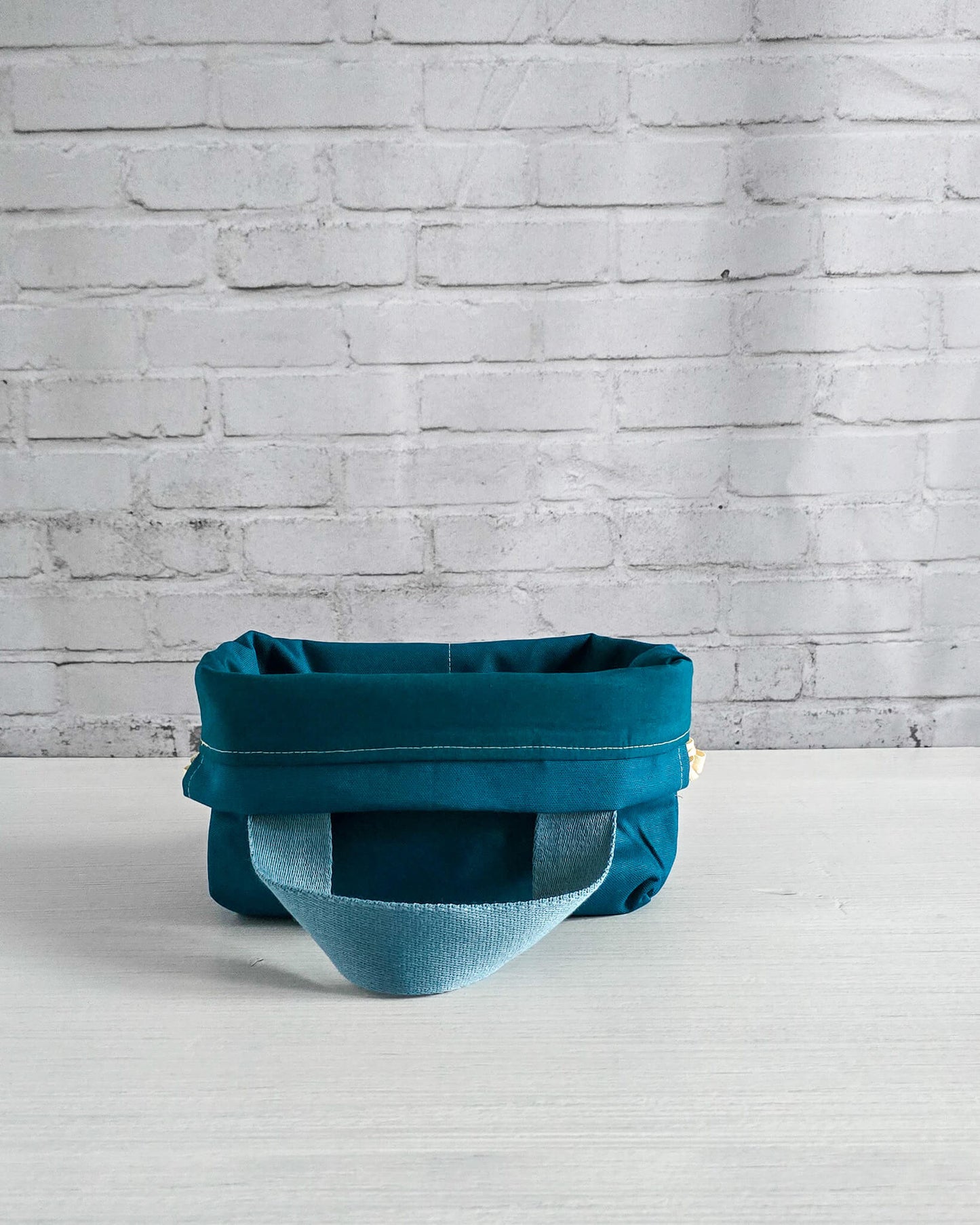 Canvas Projekttasche Alva S Teal handgenäht in Bayern von Nadelmikado