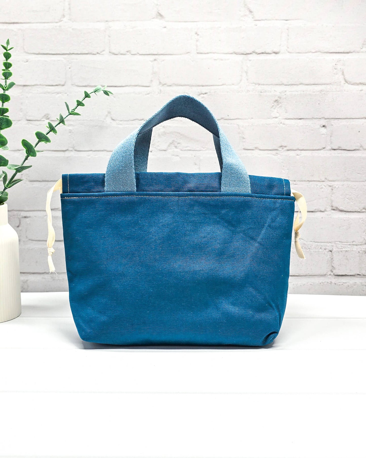 Canvas Projekttasche Alva S Teal handgenäht in Bayern von Nadelmikado