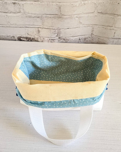 Alva Bag S mit bunter Schaf Stickerei – limitierte Projekttasche von Nadelmikado - handgenäht in Bayern