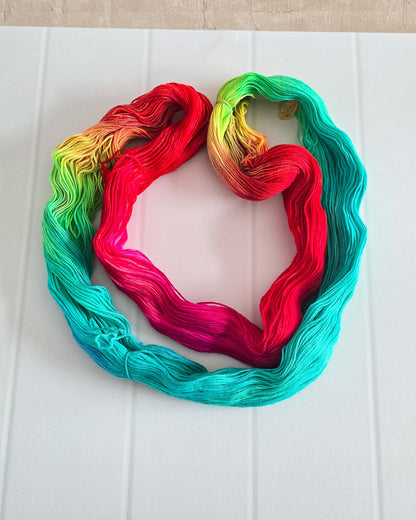 Falling Up - handgefärbte Sockenwolle - Nadelmikado