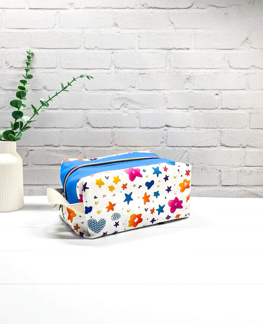 Fenja Projekttasche M Boxy Bag bunt Sterne handgenäht Bayern von Nadelmikado