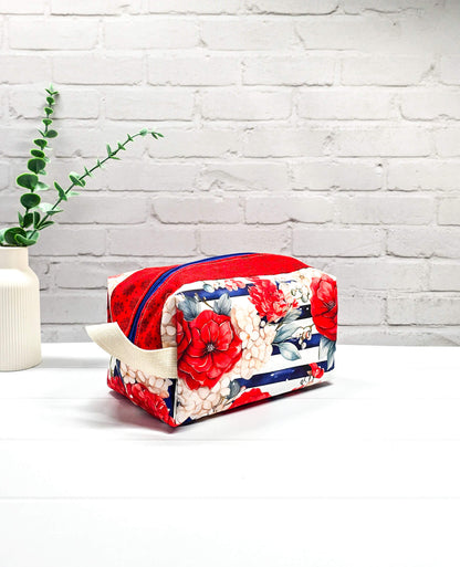 Fenja Projekttasche M Boxy Bag Blumen rot handgenäht Bayern von Nadelmikado