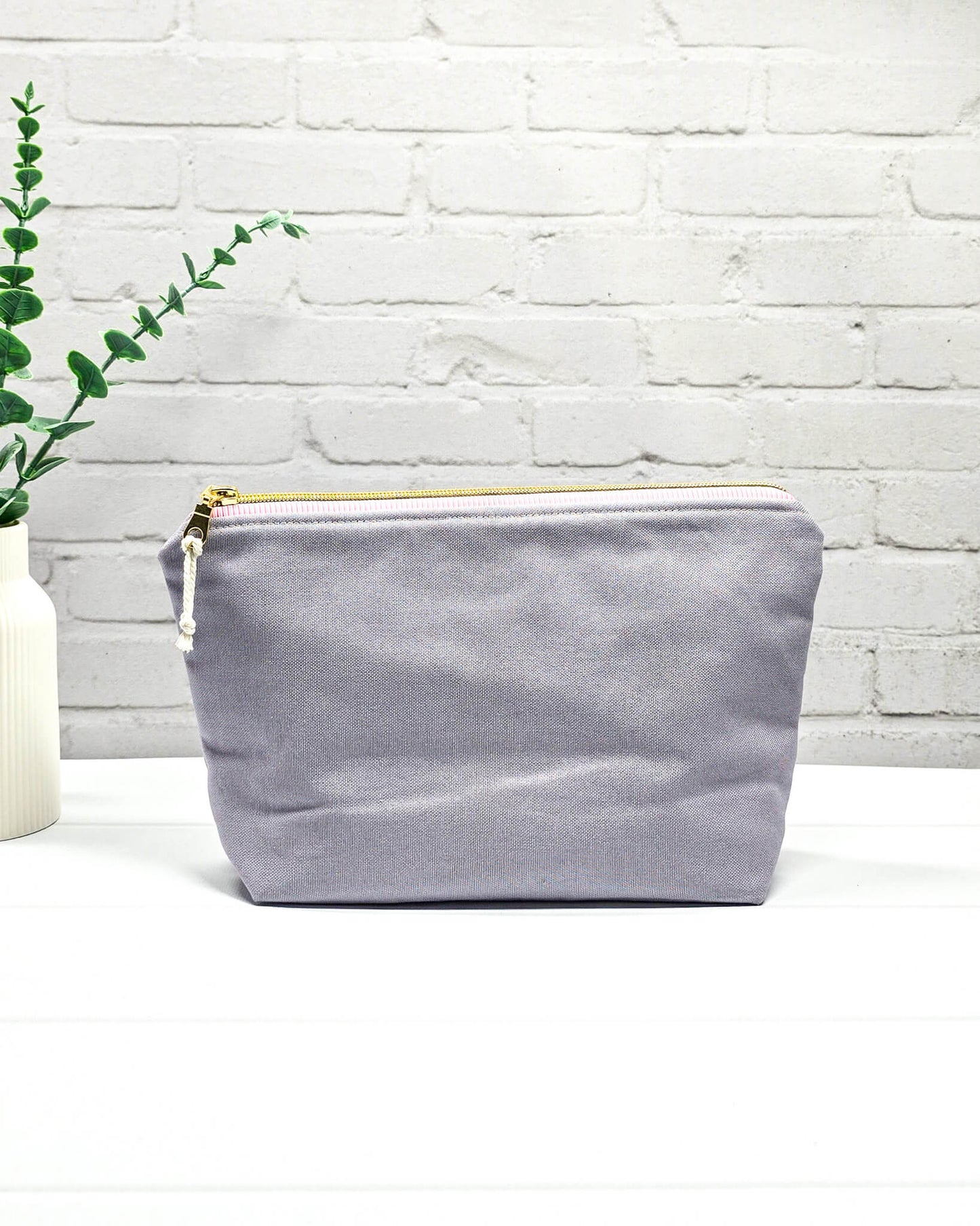 Isvind Bag Ash Canvas & Mint Tea Garden – handgenäht in Bayern von Nadelmikado