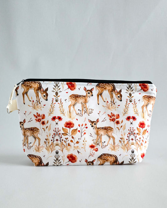 Isvind Bag Autumn Fawn – Projekttasche mit Rehmotiv, handgenäht in Bayern von Nadelmikado
