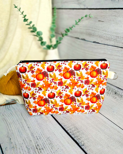 Isvind Bag Autumn Harvest – Projekttasche mit Kürbisdesign, handgenäht in Bayern von Nadelmikado