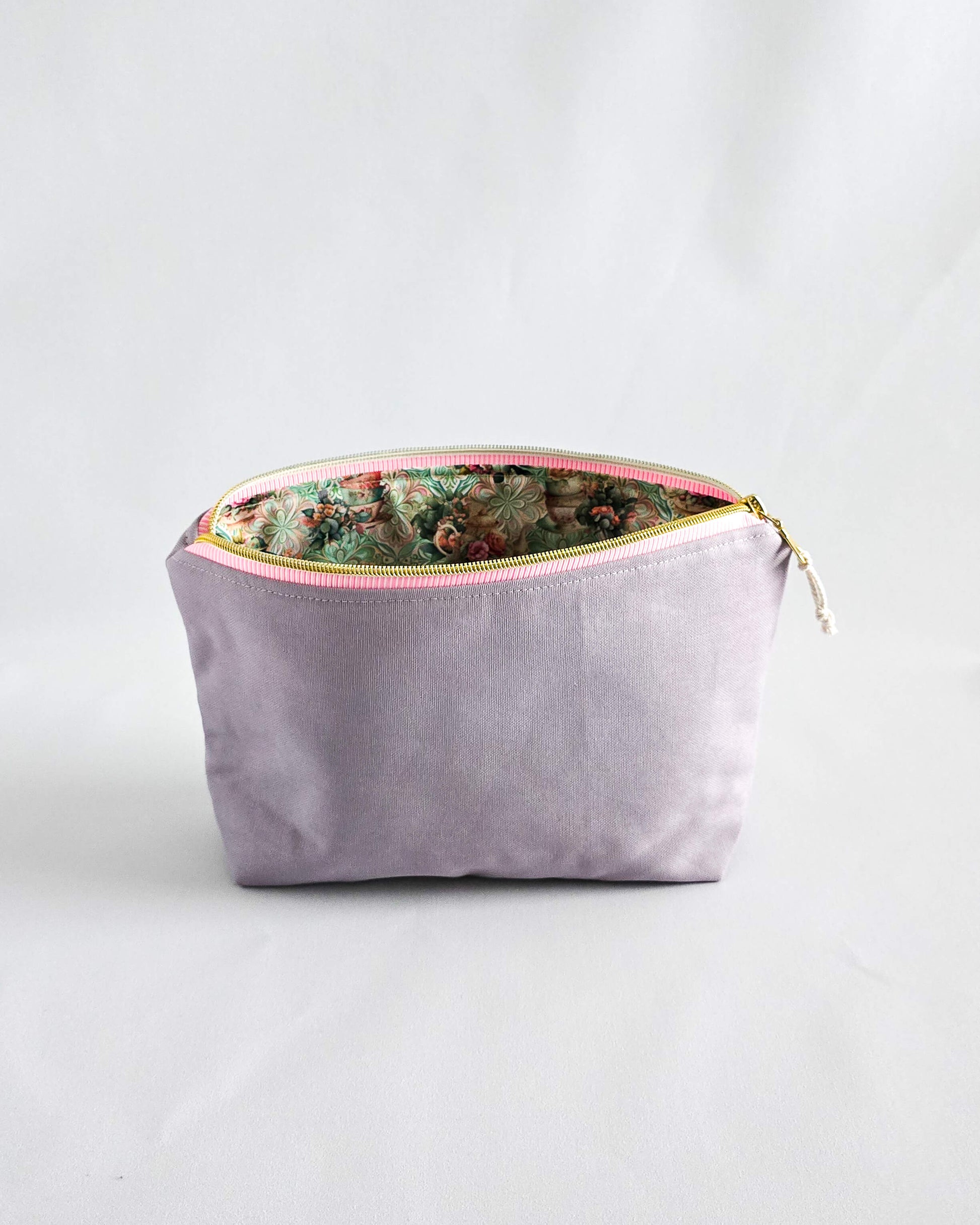 Isvind Bag Ash Canvas & Mint Tea Garden – handgenäht in Bayern von Nadelmikado