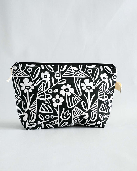 Isvind Bag Nordic Night Garden – Projekttasche im nordischen Design, handgenäht in Bayern von Nadelmikado